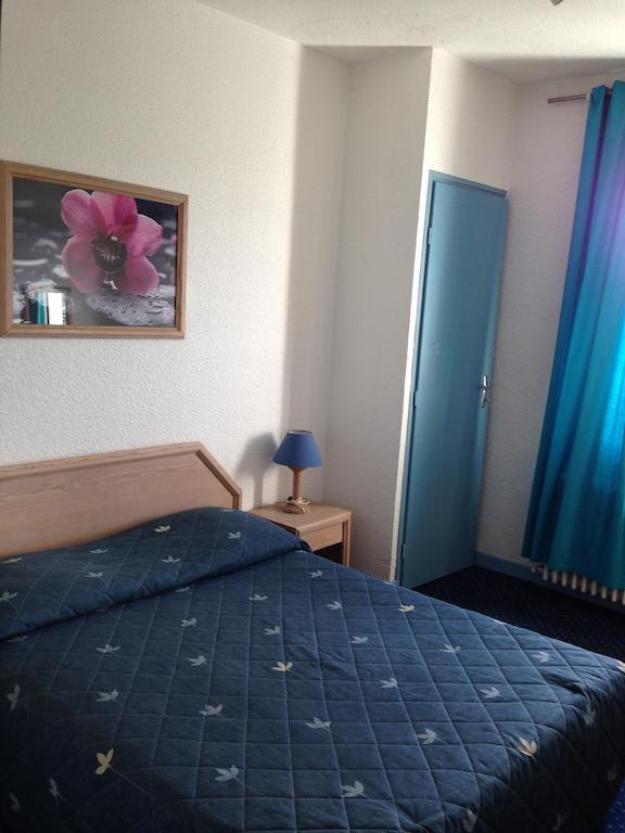 Hôtel de La Poste Douvaine Quarto foto